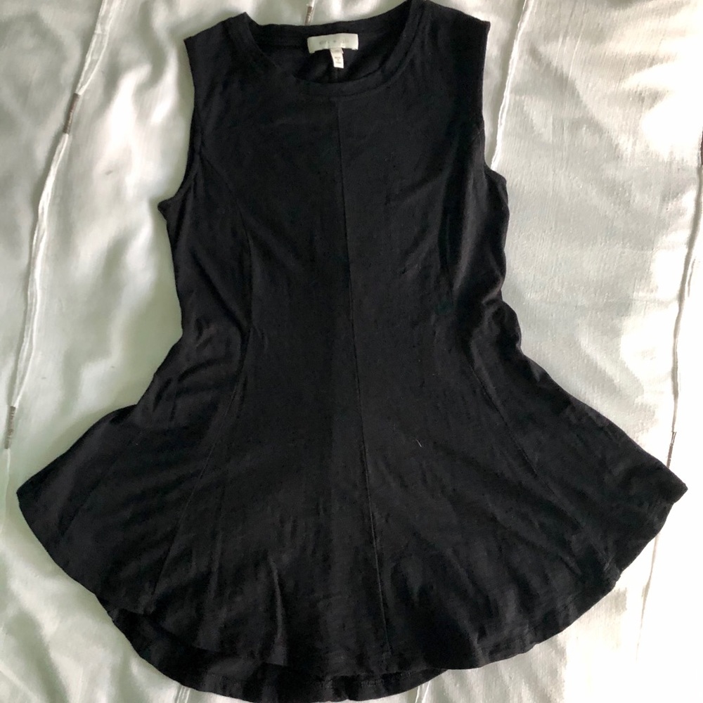 Sleeveless black jersey knit top